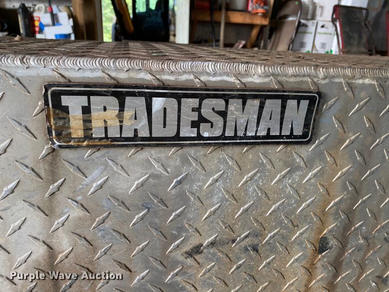 image for item HE9767 Tradesman fuel tank
