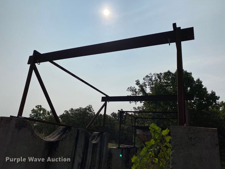 image for item HE9768 (2) steel spreader hanger racks