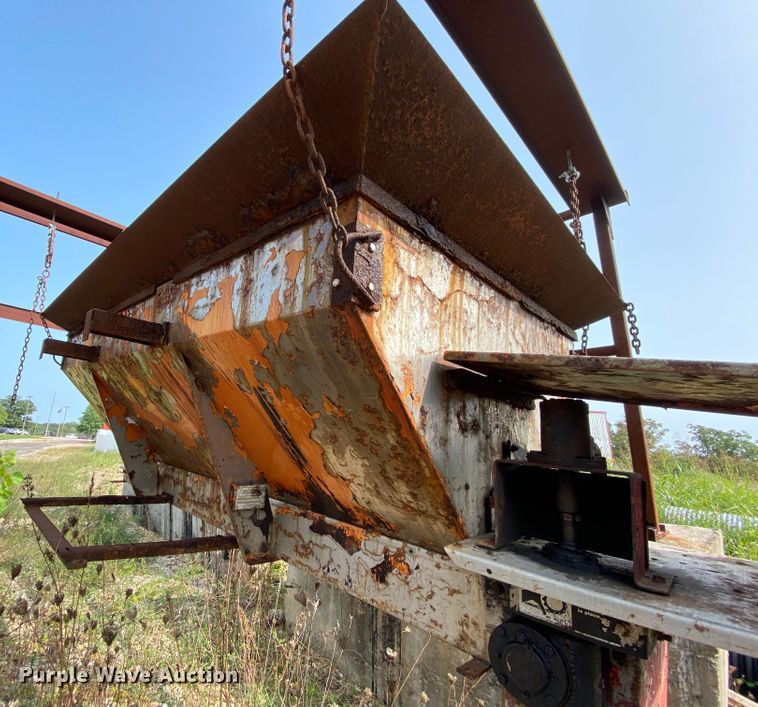 image for item HE9769 Henderson 8X409SS spreader