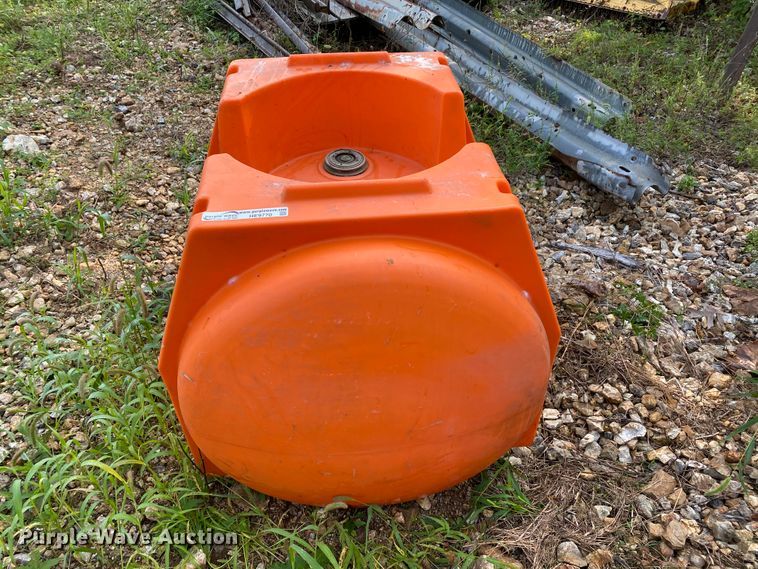 image for item HE9770 Farm Packs MACA-75 poly tank