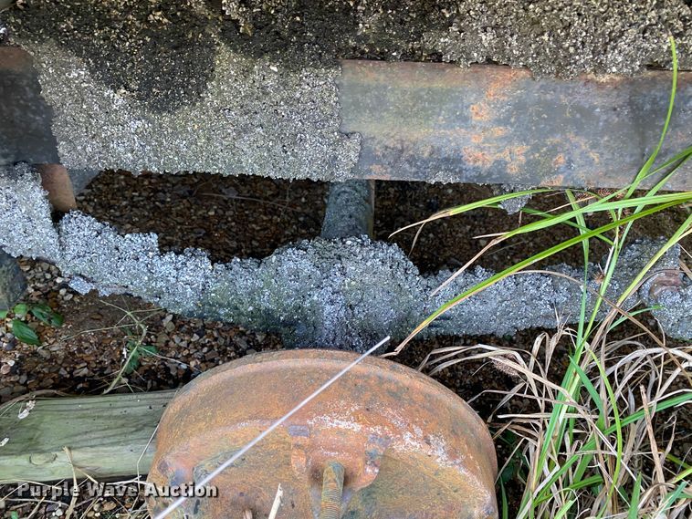 image for item HE9772 Oil distributor trailer