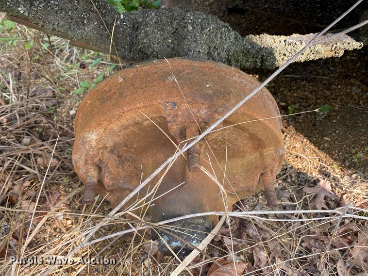 image for item HE9772 Oil distributor trailer