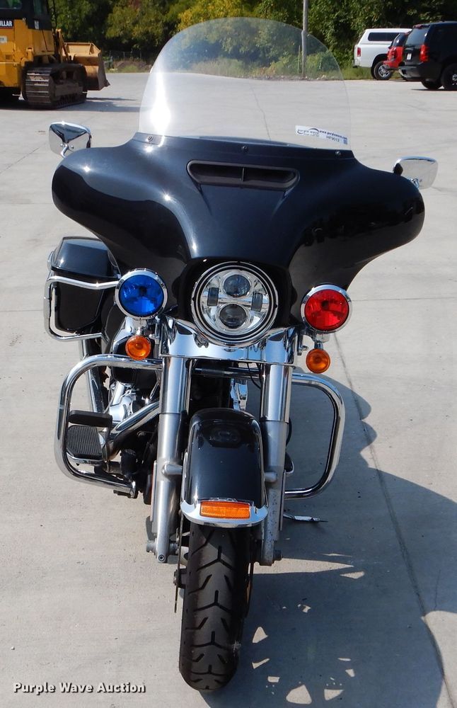 image for item HF9012 2015 Harley Davidson FLHTP Electra Glide police motorcycle