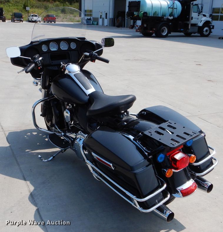 image for item HF9012 2015 Harley Davidson FLHTP Electra Glide police motorcycle