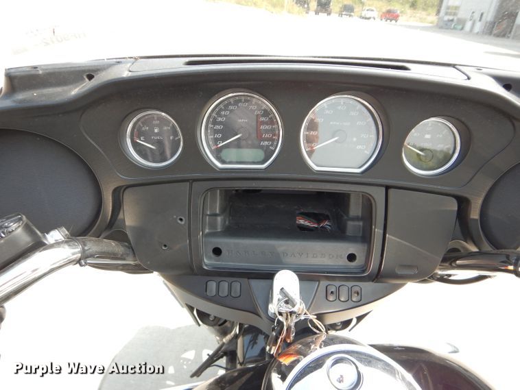 image for item HF9012 2015 Harley Davidson FLHTP Electra Glide police motorcycle