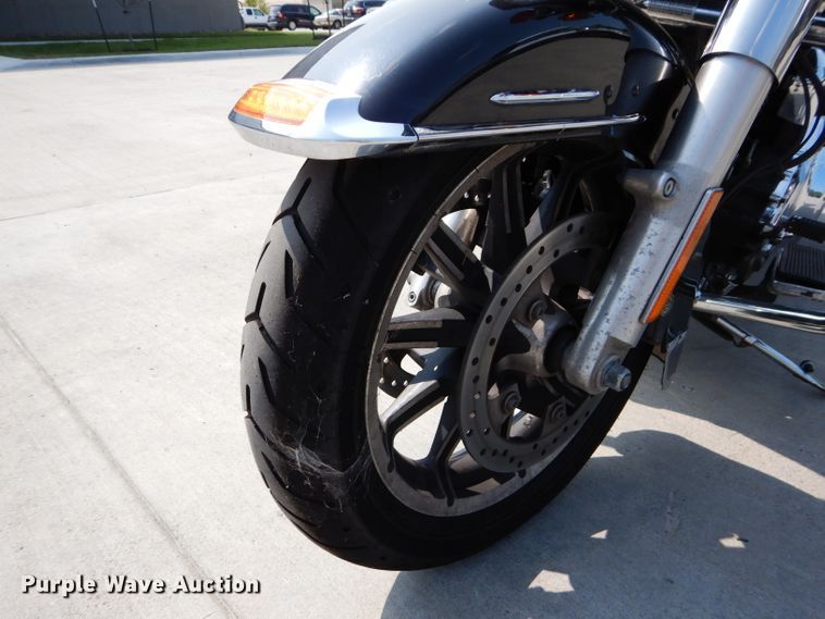 image for item HF9012 2015 Harley Davidson FLHTP Electra Glide police motorcycle