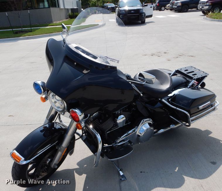 image for item HF9013 2014 Harley Davidson FLHTP Electra Glide police motorcycle