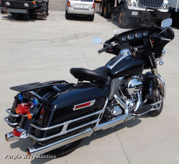 image for item HF9013 2014 Harley Davidson FLHTP Electra Glide police motorcycle