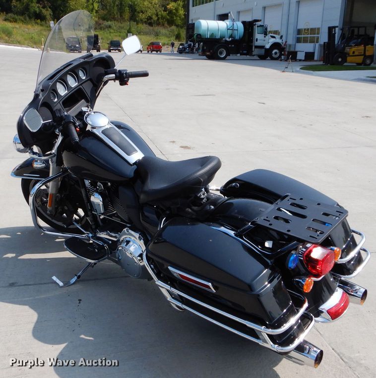 image for item HF9013 2014 Harley Davidson FLHTP Electra Glide police motorcycle