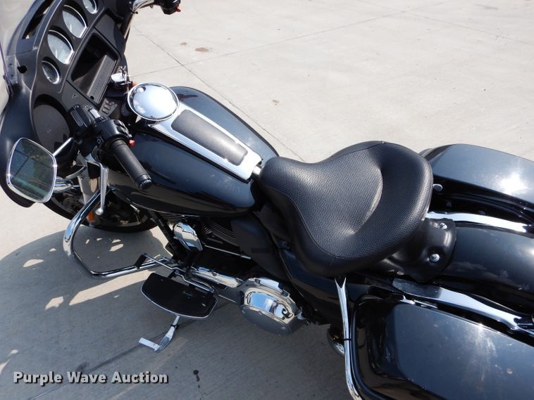 image for item HF9013 2014 Harley Davidson FLHTP Electra Glide police motorcycle