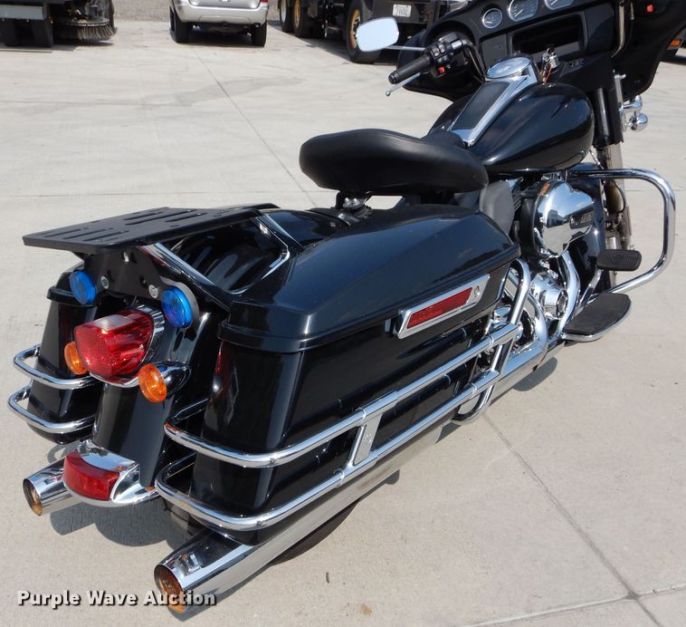 image for item HF9013 2014 Harley Davidson FLHTP Electra Glide police motorcycle
