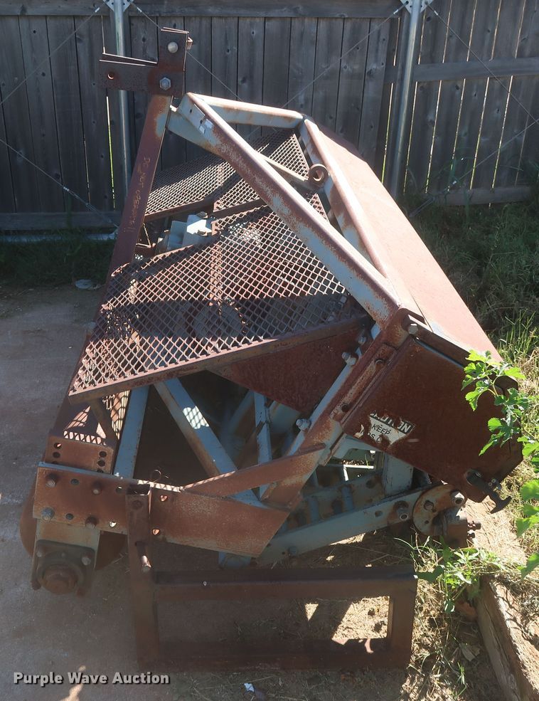 image for item HJ9456 Southern Green 80 deep tine aerifier