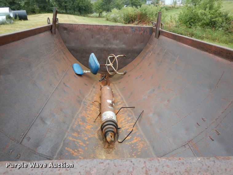 image for item HJ9629 Dump bed