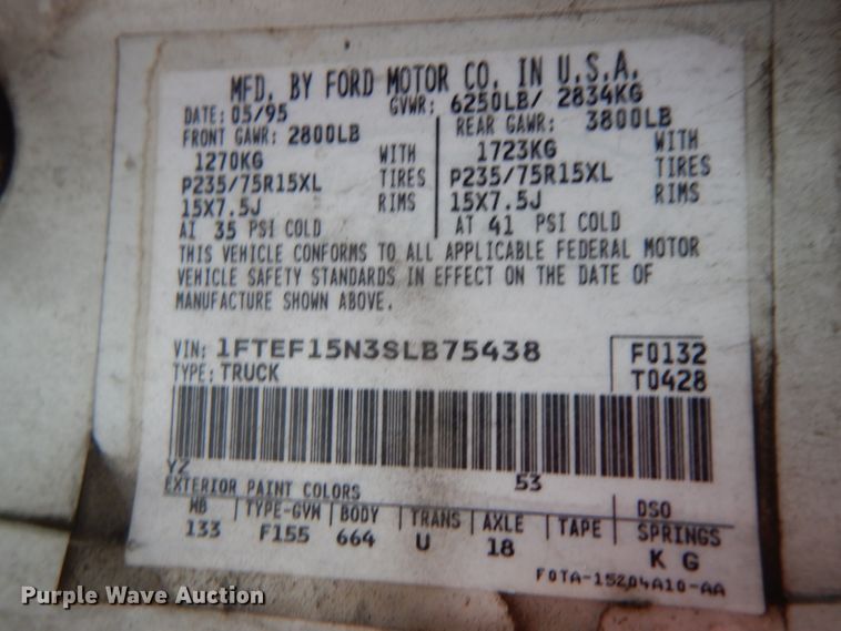 image for item HJ9641 1995 Ford F150 XL  pickup truck