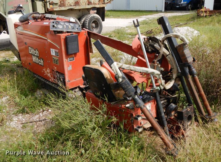 image for item HJ9649 2005 Ditch Witch JT921  directional boring unit