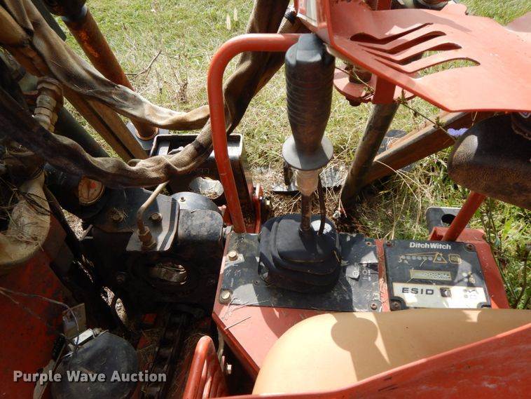 image for item HJ9649 2005 Ditch Witch JT921  directional boring unit