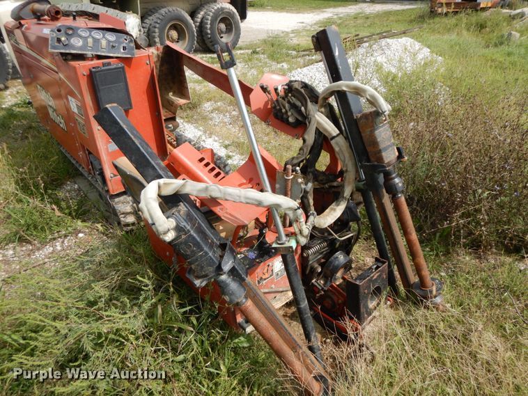 image for item HJ9649 2005 Ditch Witch JT921  directional boring unit