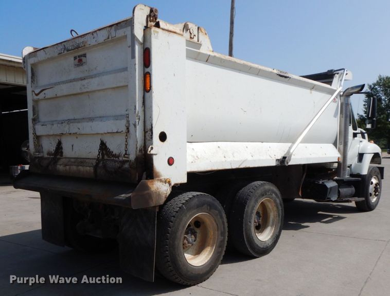 image for item HJ9695 2009 International WorkStar 7400  dump truck