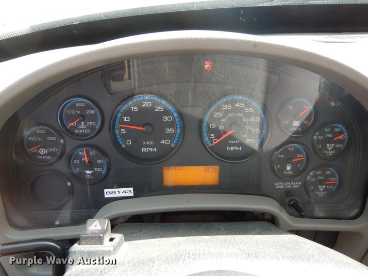 image for item HJ9695 2009 International WorkStar 7400  dump truck