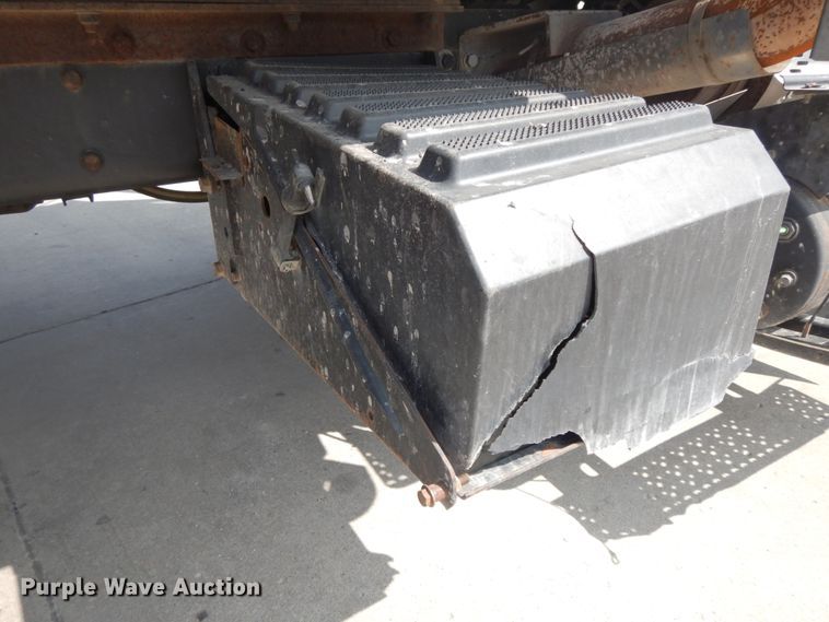 image for item HJ9695 2009 International WorkStar 7400  dump truck