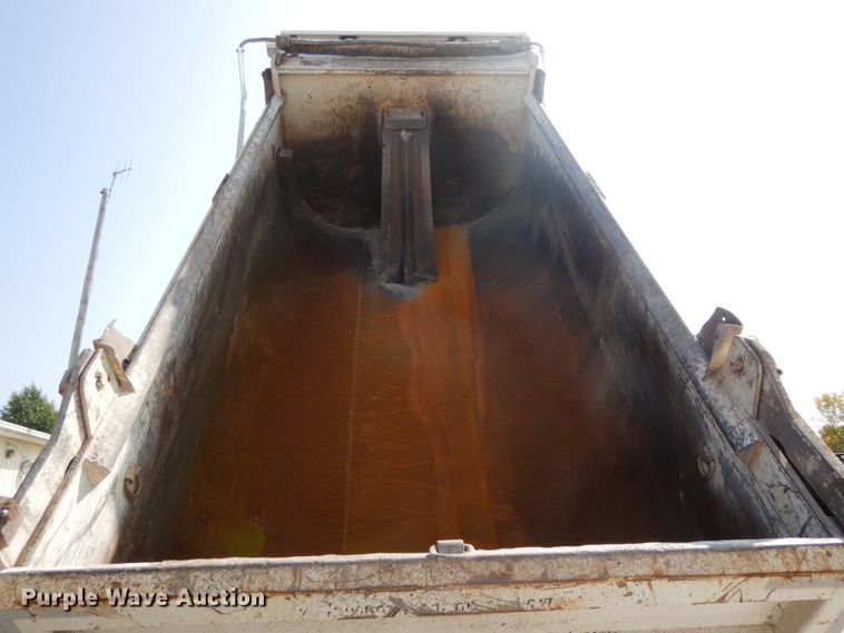 image for item HJ9695 2009 International WorkStar 7400  dump truck