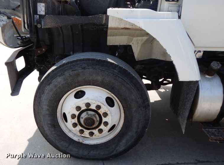 image for item HJ9695 2009 International WorkStar 7400  dump truck