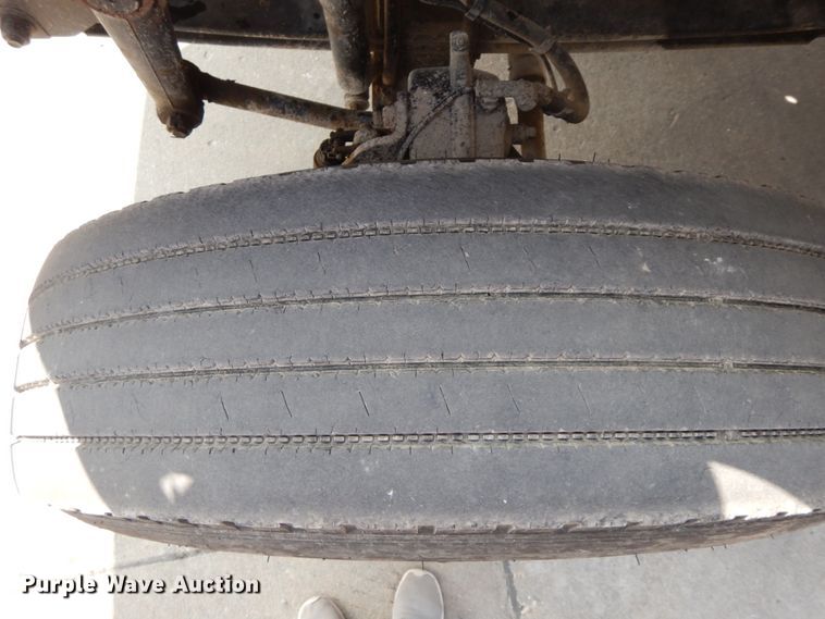 image for item HJ9695 2009 International WorkStar 7400  dump truck