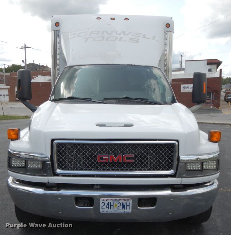 image for item HJ9698 2007 GMC C5500  box truck
