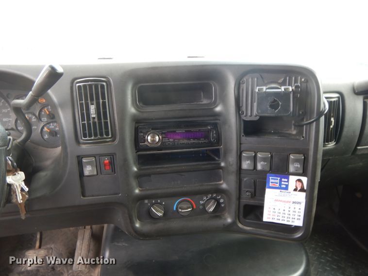 image for item HJ9698 2007 GMC C5500  box truck