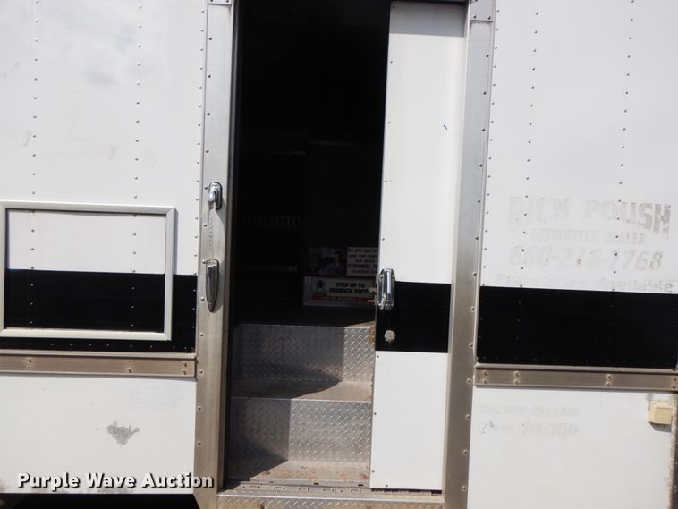 image for item HJ9698 2007 GMC C5500  box truck