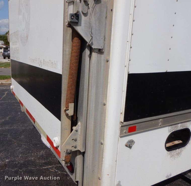 image for item HJ9698 2007 GMC C5500  box truck