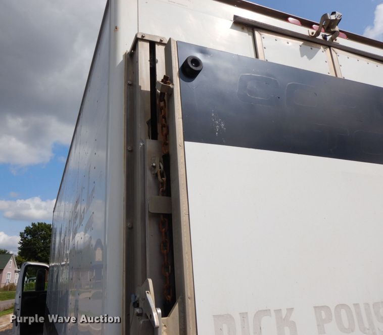 image for item HJ9698 2007 GMC C5500  box truck