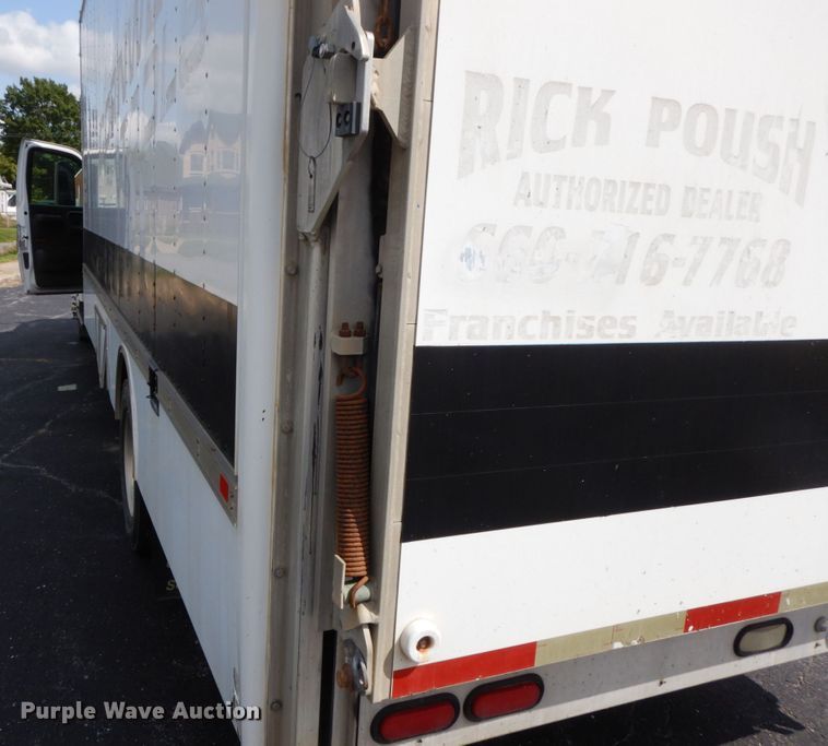 image for item HJ9698 2007 GMC C5500  box truck