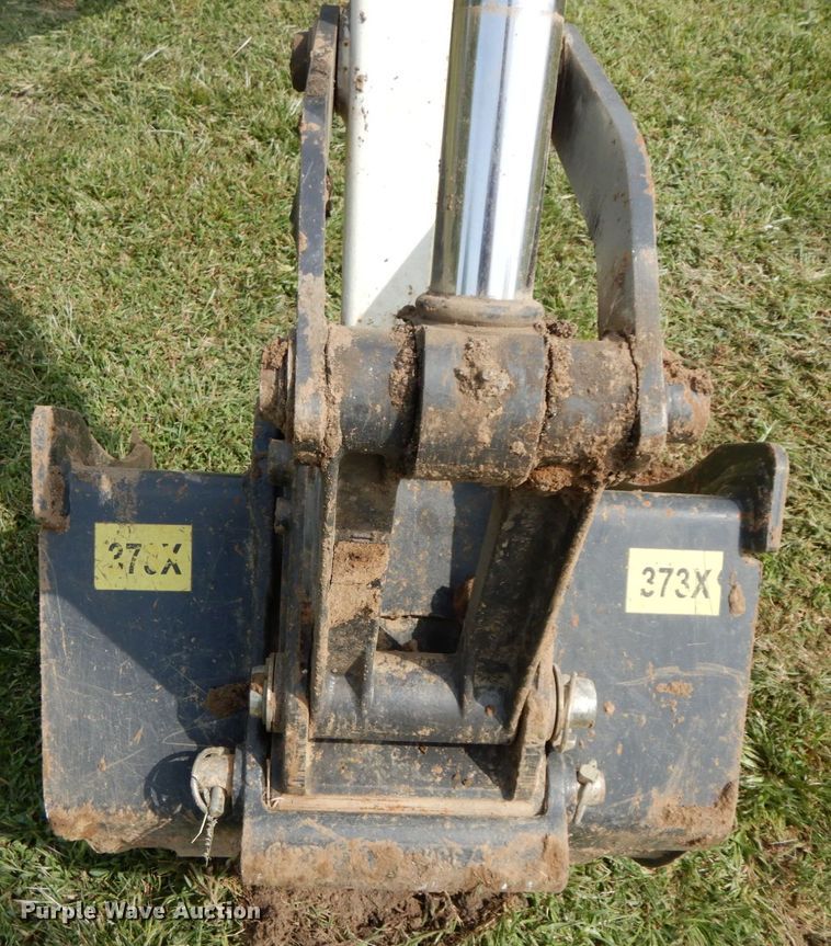 image for item HJ9709 Bobcat 8811 skid steer backhoe attachment