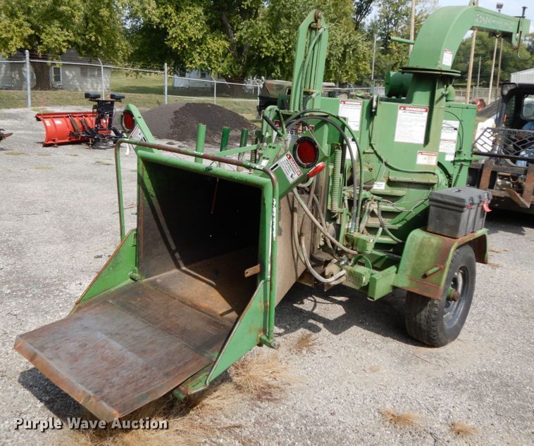 image for item HJ9710 Bandit 200XP wood chipper