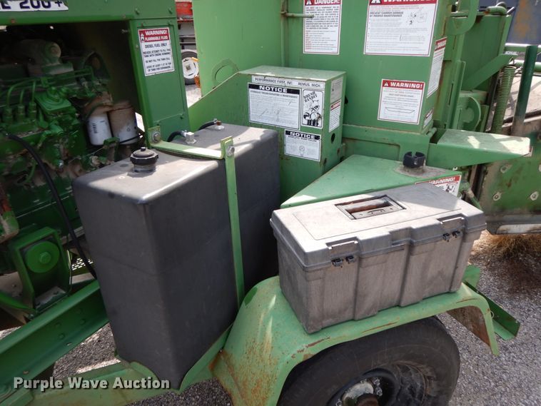 image for item HJ9710 Bandit 200XP wood chipper