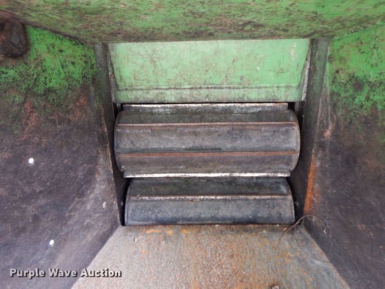 image for item HJ9710 Bandit 200XP wood chipper