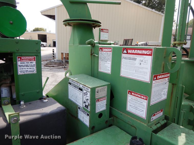 image for item HJ9710 Bandit 200XP wood chipper