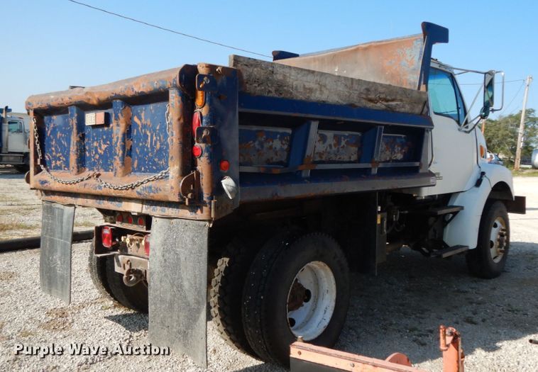 image for item HJ9716 2003 Sterling L-Line  dump truck