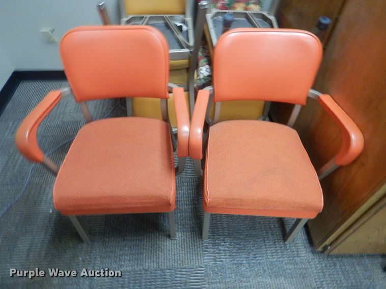 image for item HJ9915 Approximately 40 chairs