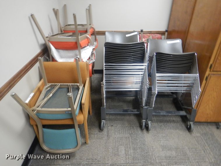 image for item HJ9915 Approximately 40 chairs