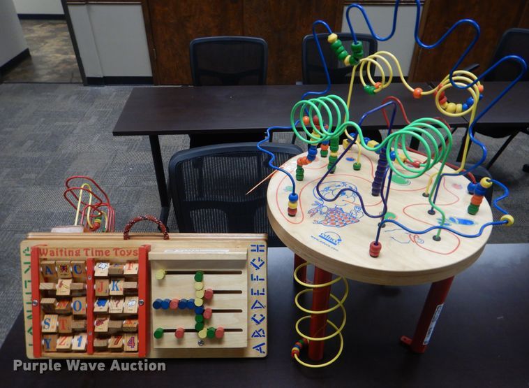 image for item HJ9917 Children's activity station