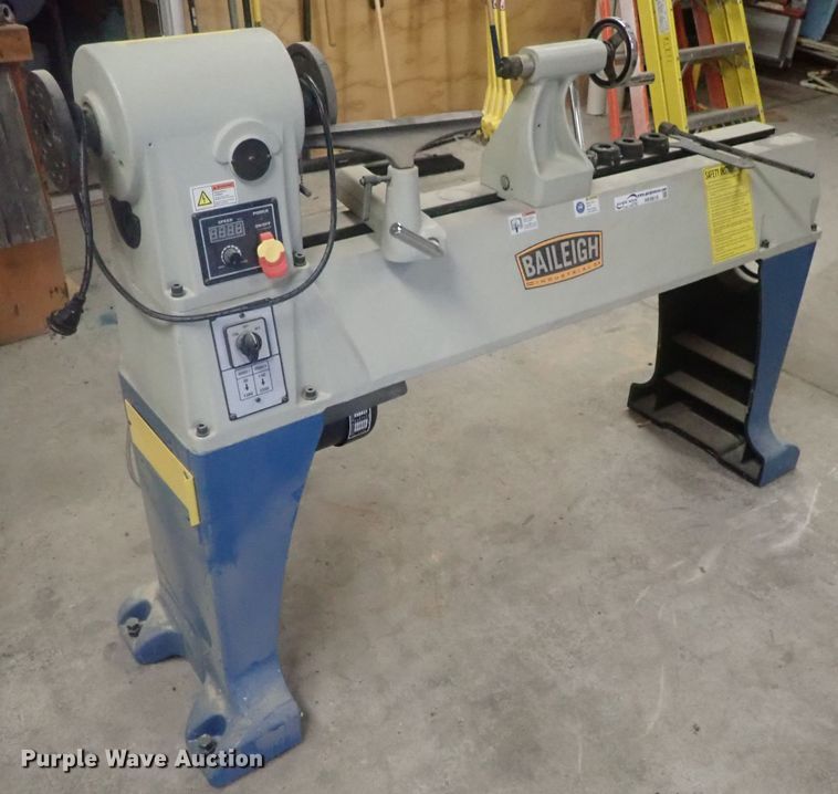 image for item HK9919 Baileigh WL-1840VS lathe