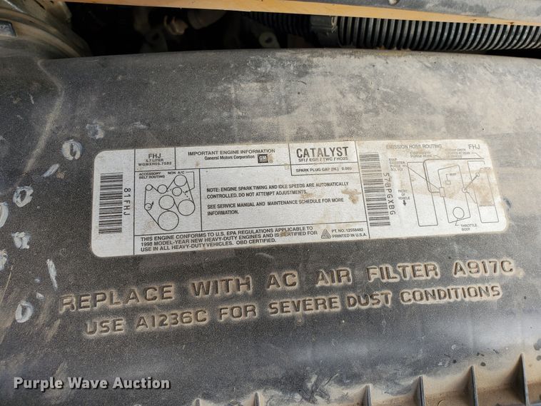 image for item HO9539 1998 Chevrolet Blue Bird  school bus