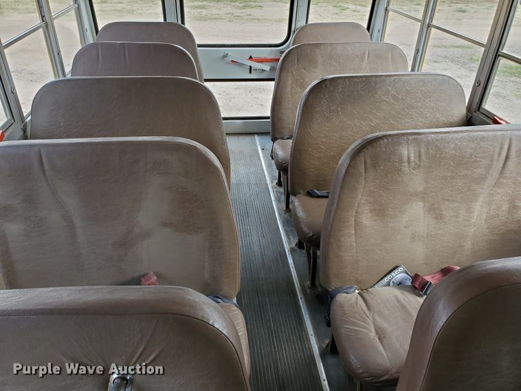 image for item HO9539 1998 Chevrolet Blue Bird  school bus