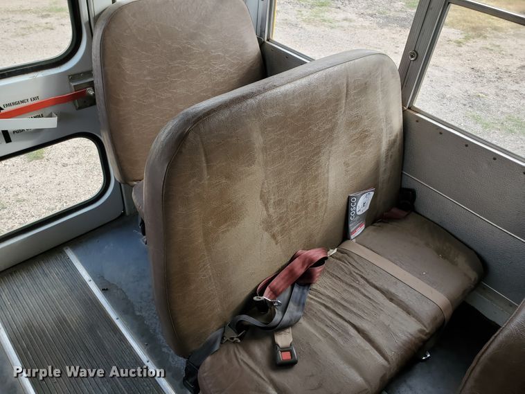 image for item HO9539 1998 Chevrolet Blue Bird  school bus