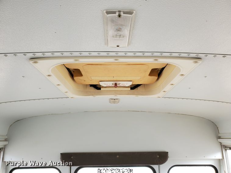 image for item HO9539 1998 Chevrolet Blue Bird  school bus