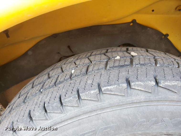 image for item HO9539 1998 Chevrolet Blue Bird  school bus