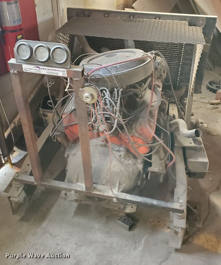 image for item HO9548 Chevrolet 350 C.I.D. V8 gas engine