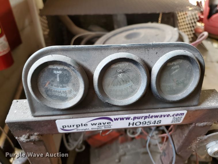 image for item HO9548 Chevrolet 350 C.I.D. V8 gas engine